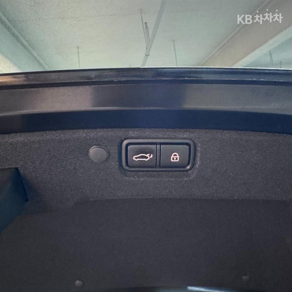 2019 - kia k7