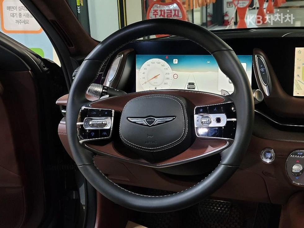 2023 Genesis G90(RS4) photo