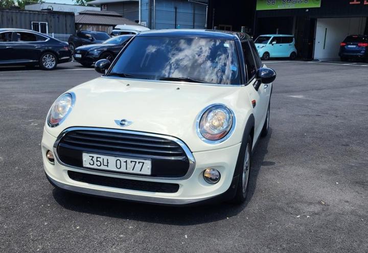 Mini Cooper 5 Duo 1.5 Base Type