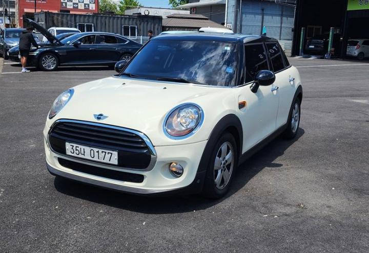 Mini Cooper 5 Duo 1.5 Base Type 4