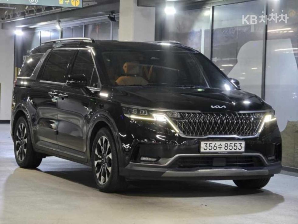 2023 - kia carnival