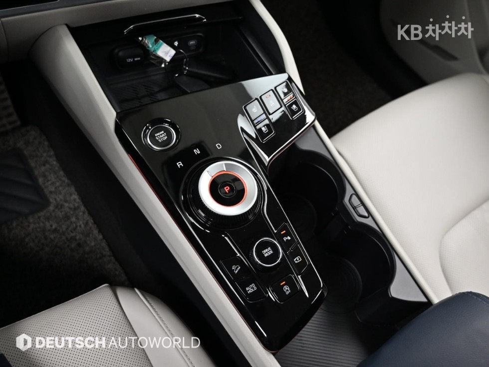 2024 - kia sportage