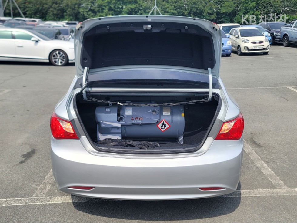 Hyundai Sonata — miniaturë 8