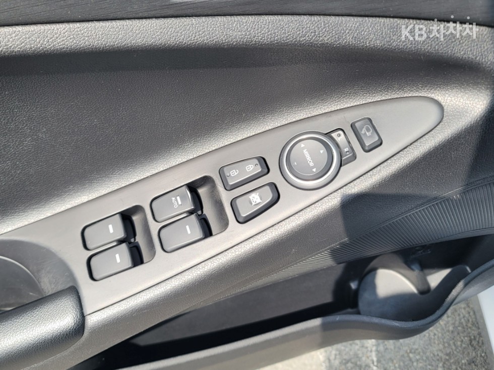 Hyundai Sonata — miniaturë 13