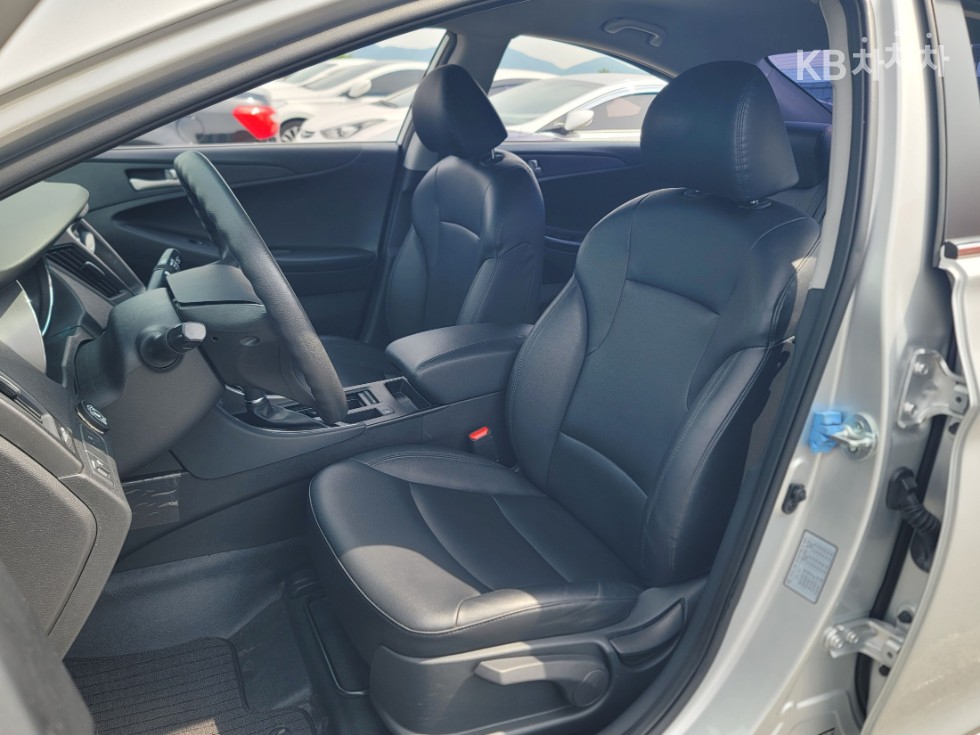 Hyundai Sonata — miniaturë 15