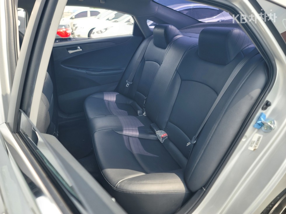Hyundai Sonata — miniaturë 16