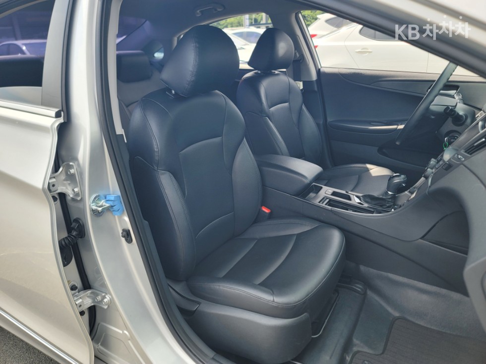 Hyundai Sonata — miniaturë 18