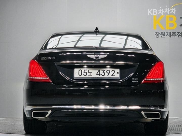 Genesis EQ900 3.8 GDI AWD Prestige 5