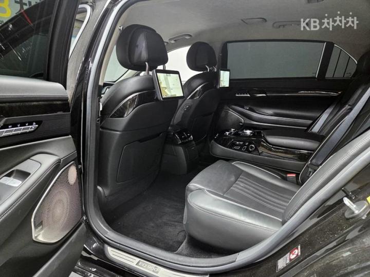 Genesis EQ900 3.8 GDI AWD Prestige 7