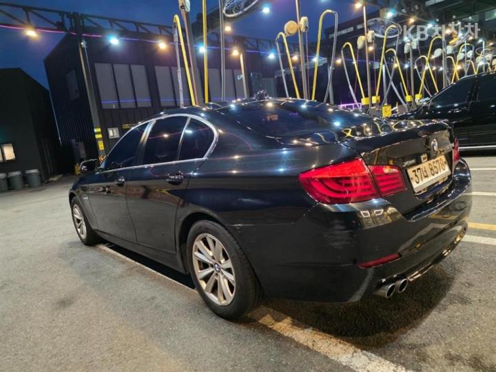BMW 5 Series New 525d xDrive F10 2010-2010 4