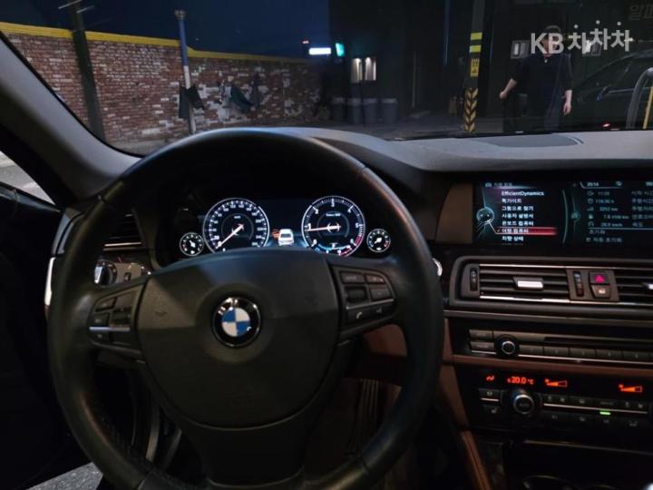 BMW 5 Series New 525d xDrive F10 2010-2010 9