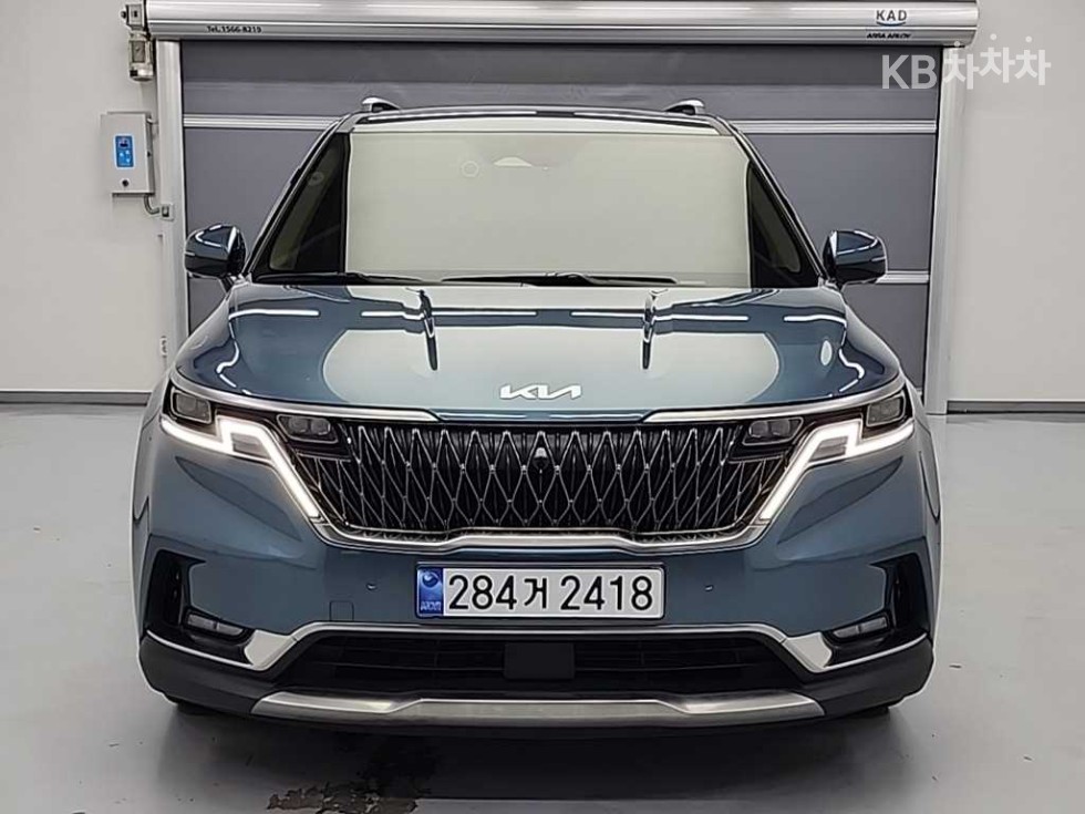 Kia Carnival — miniaturë 2