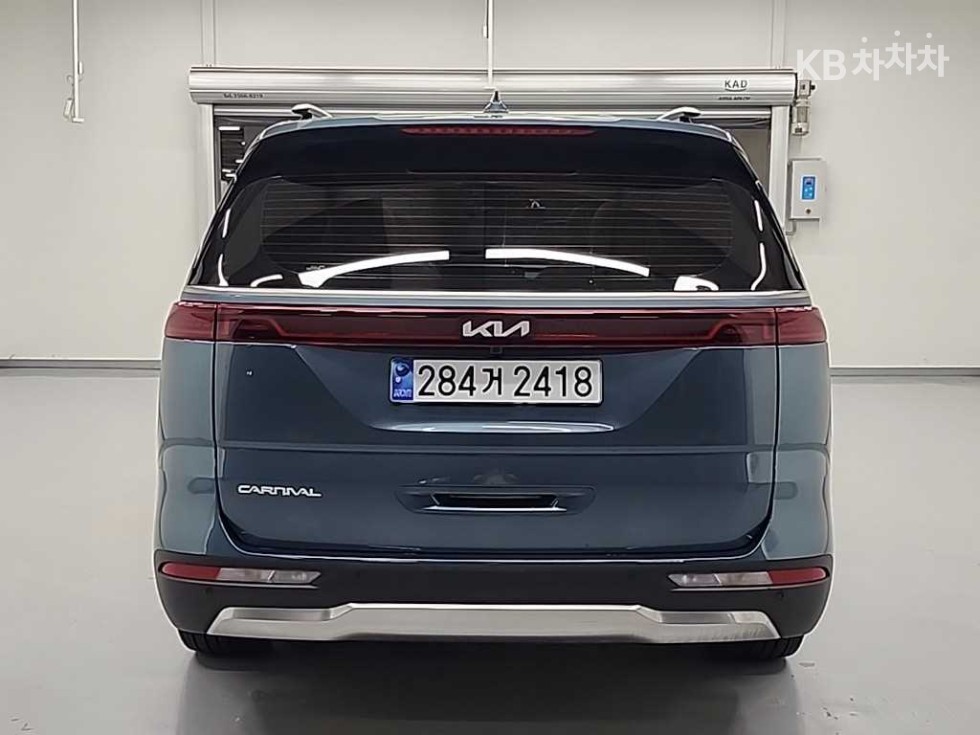 Kia Carnival — miniaturë 3