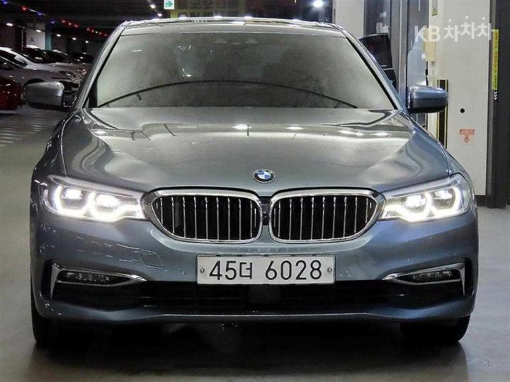 BMW 5 Series G30 520d M Sport Plus 3