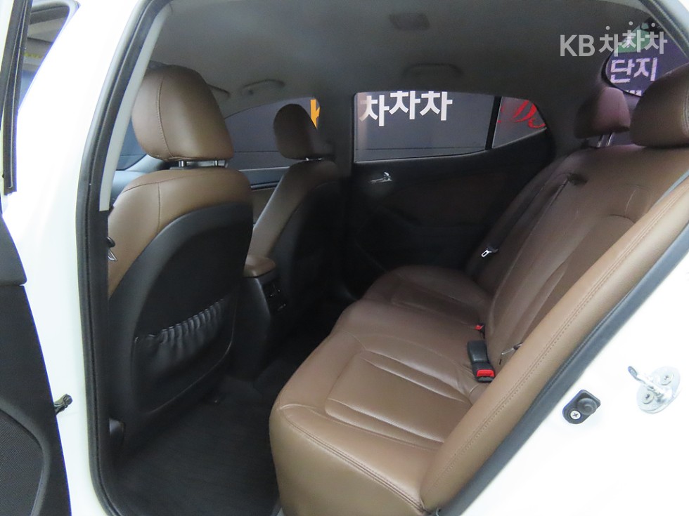 2011 - kia k5