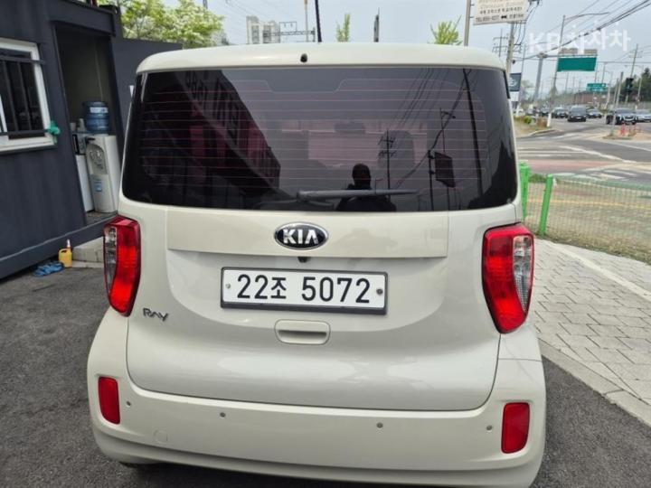Kia Ray 1.0 Gasoline Luxury 7