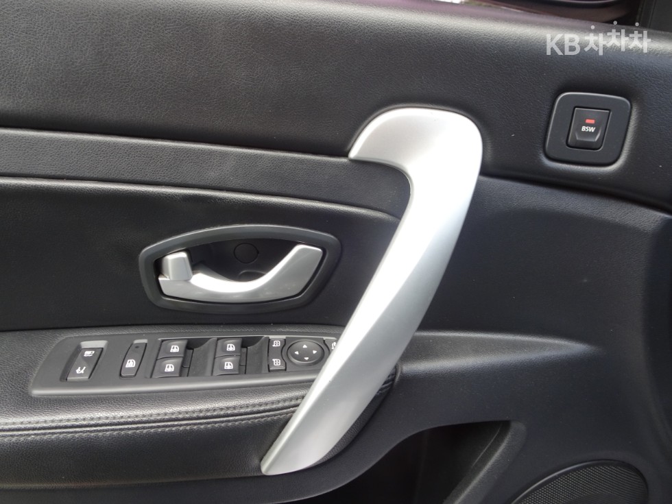 Renault Samsung SM5 — miniaturë 14