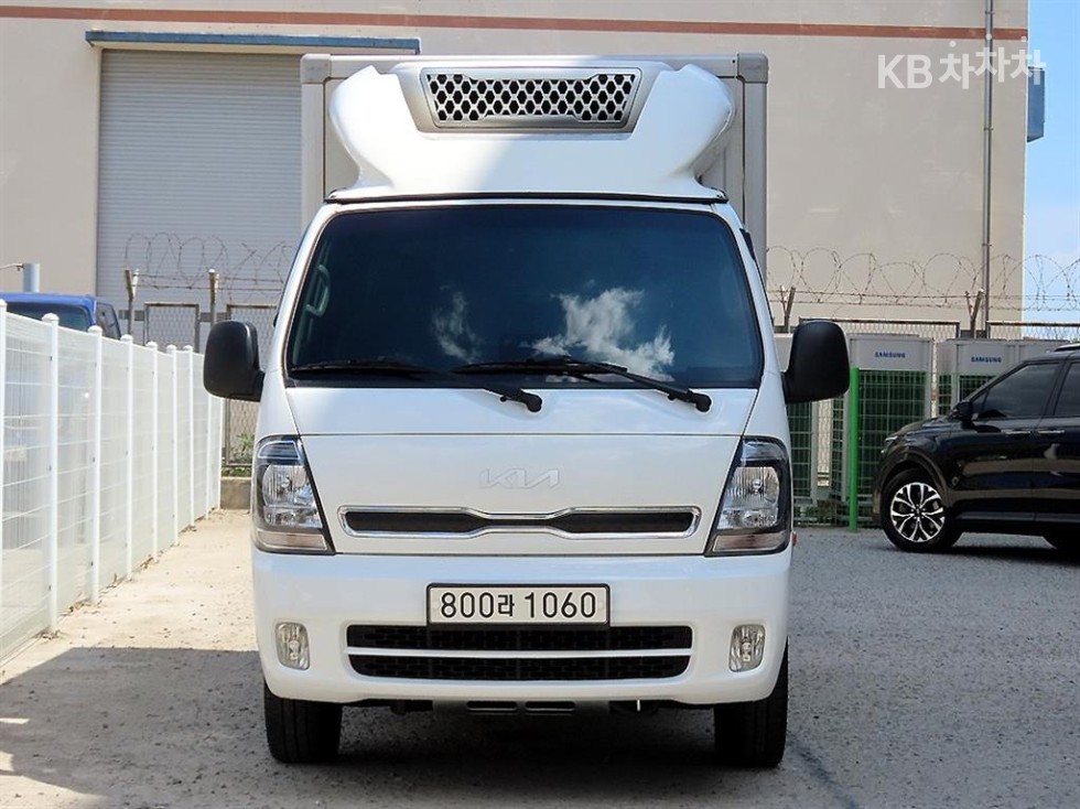 2023 - kia bongo iii