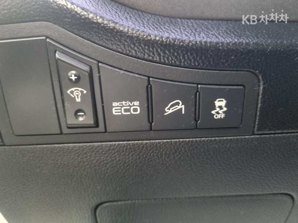2012 - kia sportage