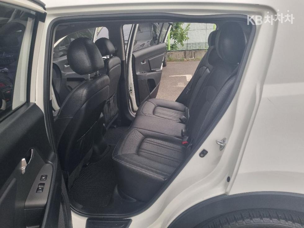 2012 - kia sportage
