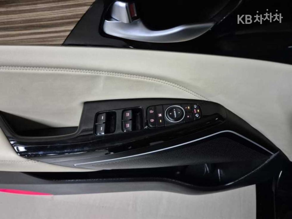 2016 - kia k7