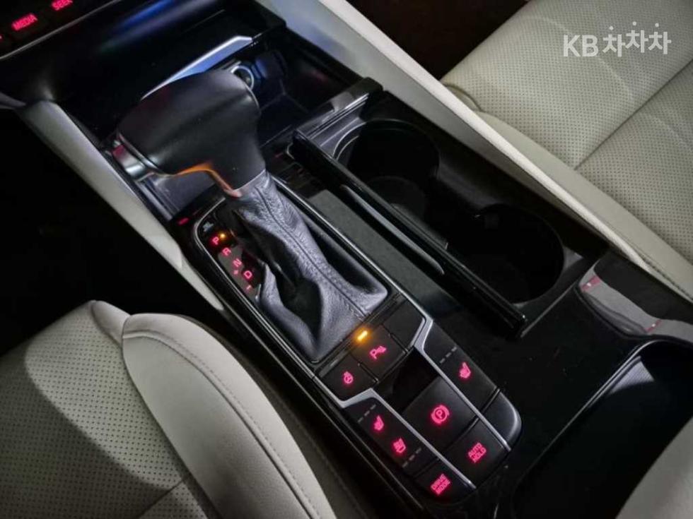 2016 - kia k7