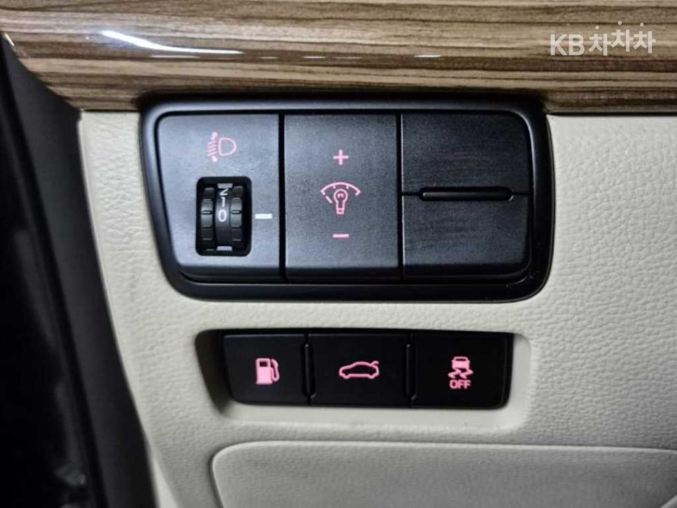 2016 - kia k7