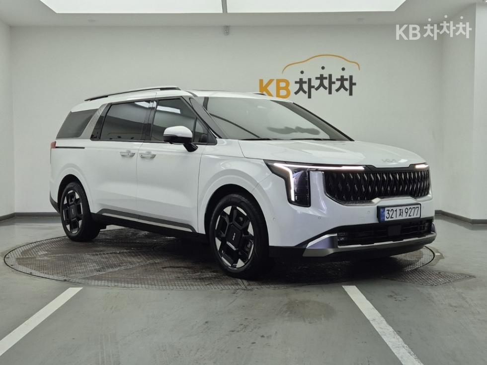 2025 - kia carnival
