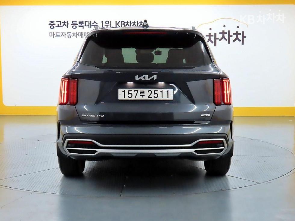 2023 - kia sorento