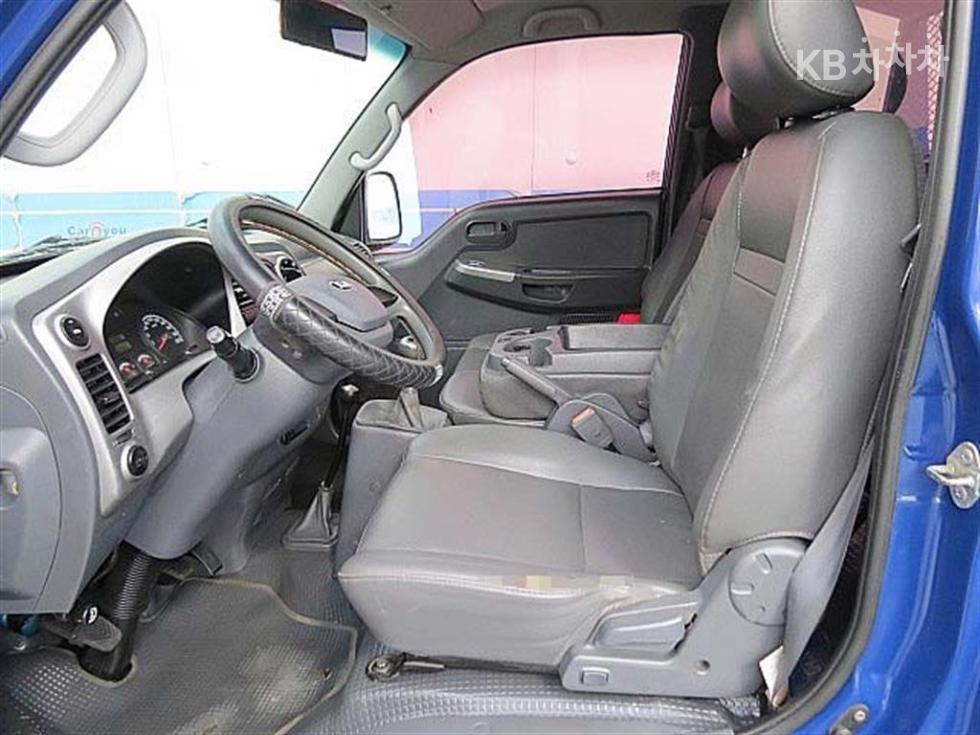 2013 - kia bongo iii