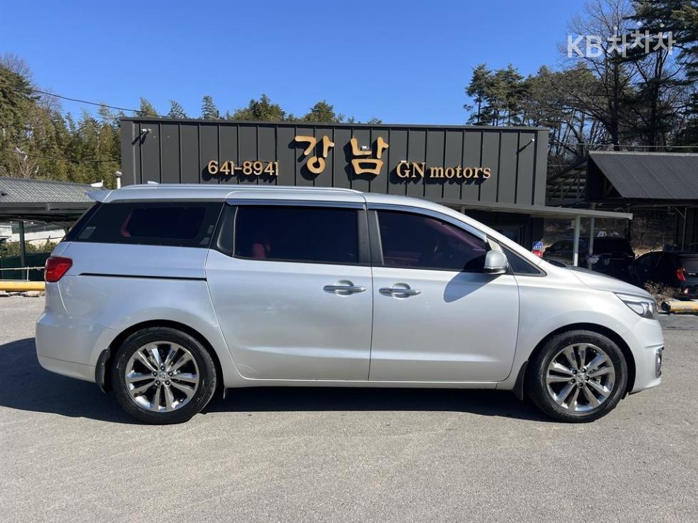2016 - kia carnival