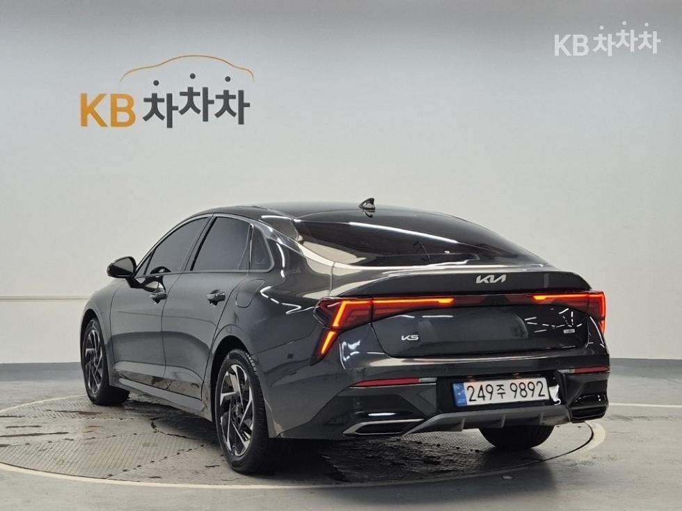 2025 - kia k5