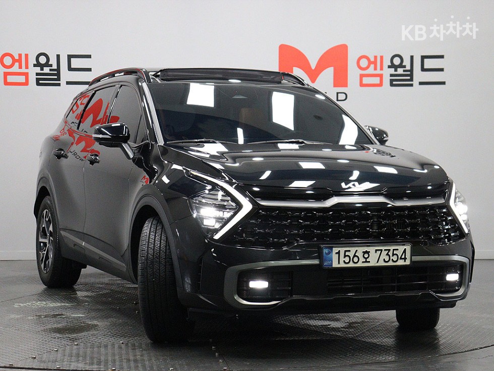 2022 - kia sportage