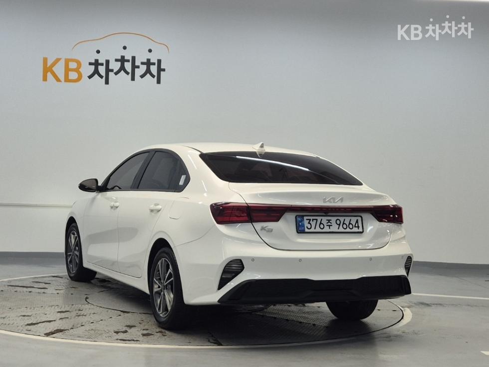 2022 - kia k3