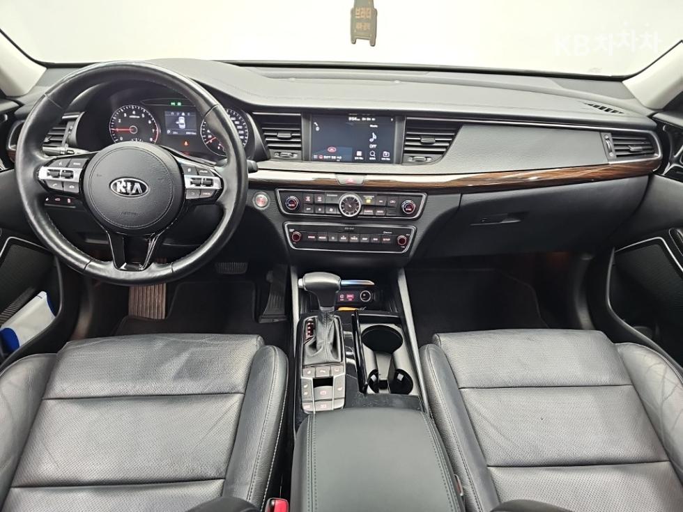 2018 - kia k7