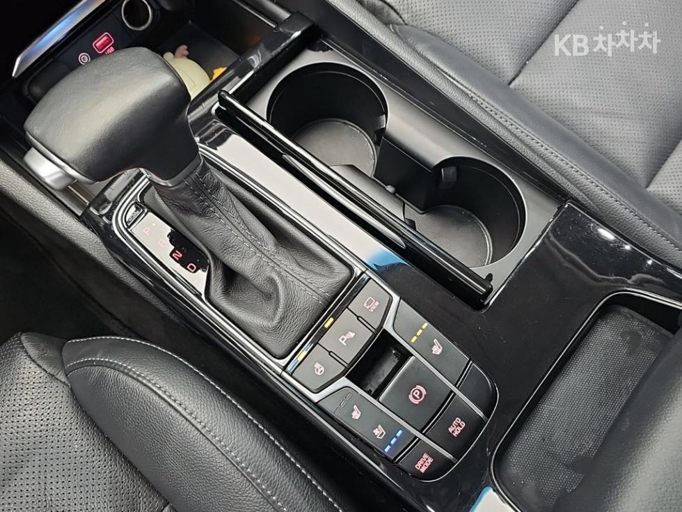 2018 - kia k7