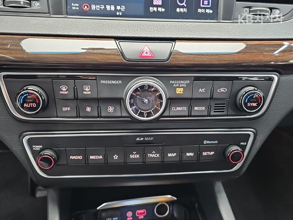 2018 - kia k7