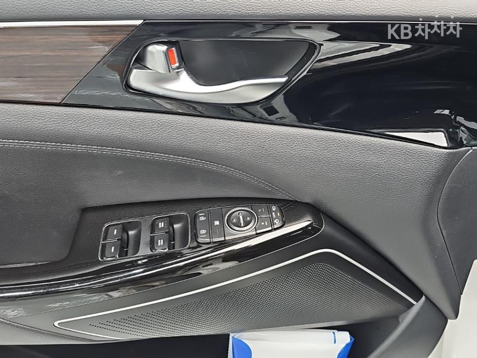 2018 - kia k7