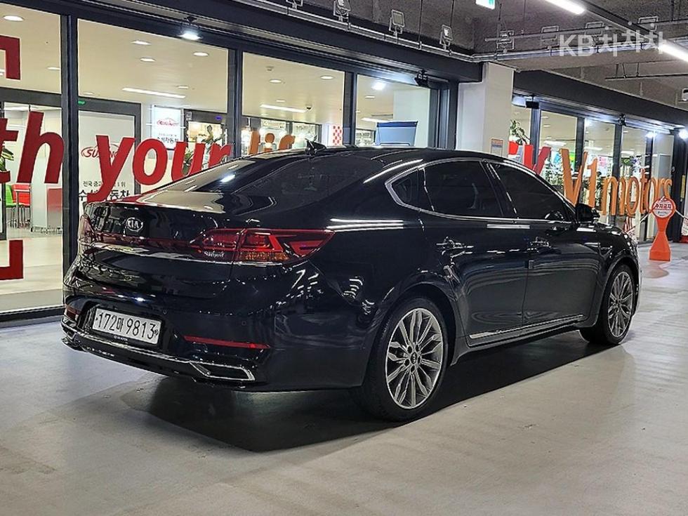 2020 - kia k7