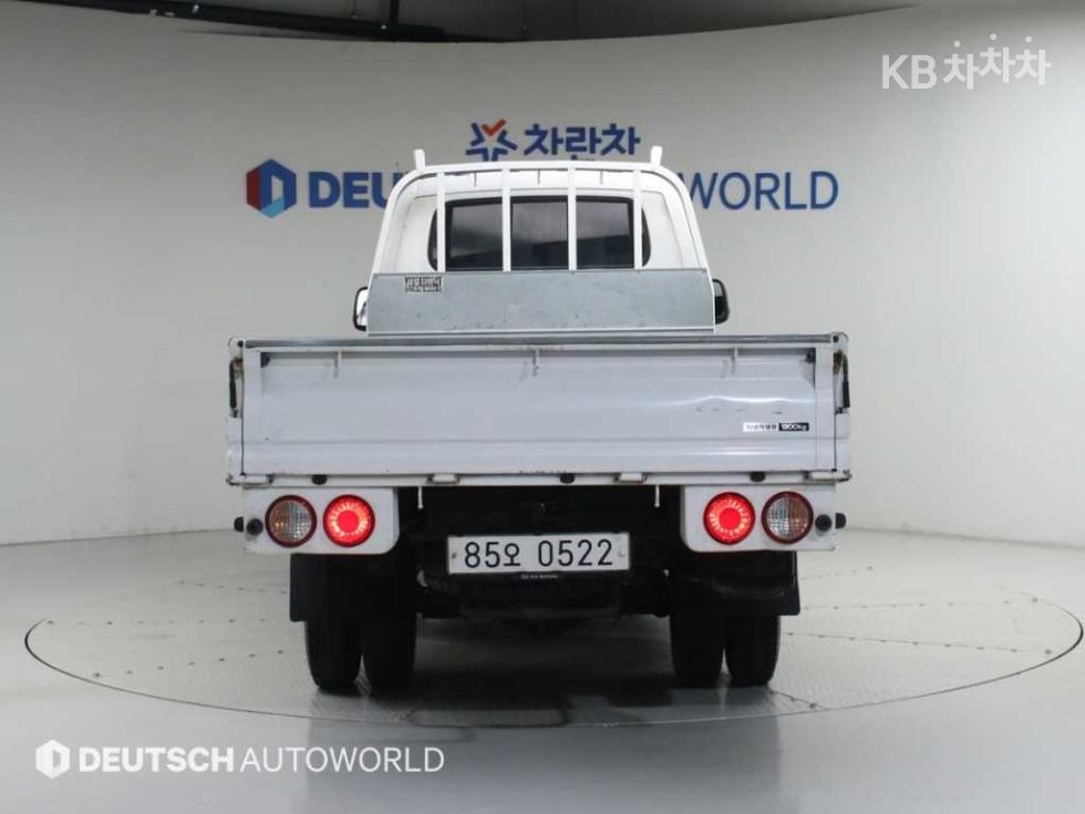 2022 - kia bongo iii