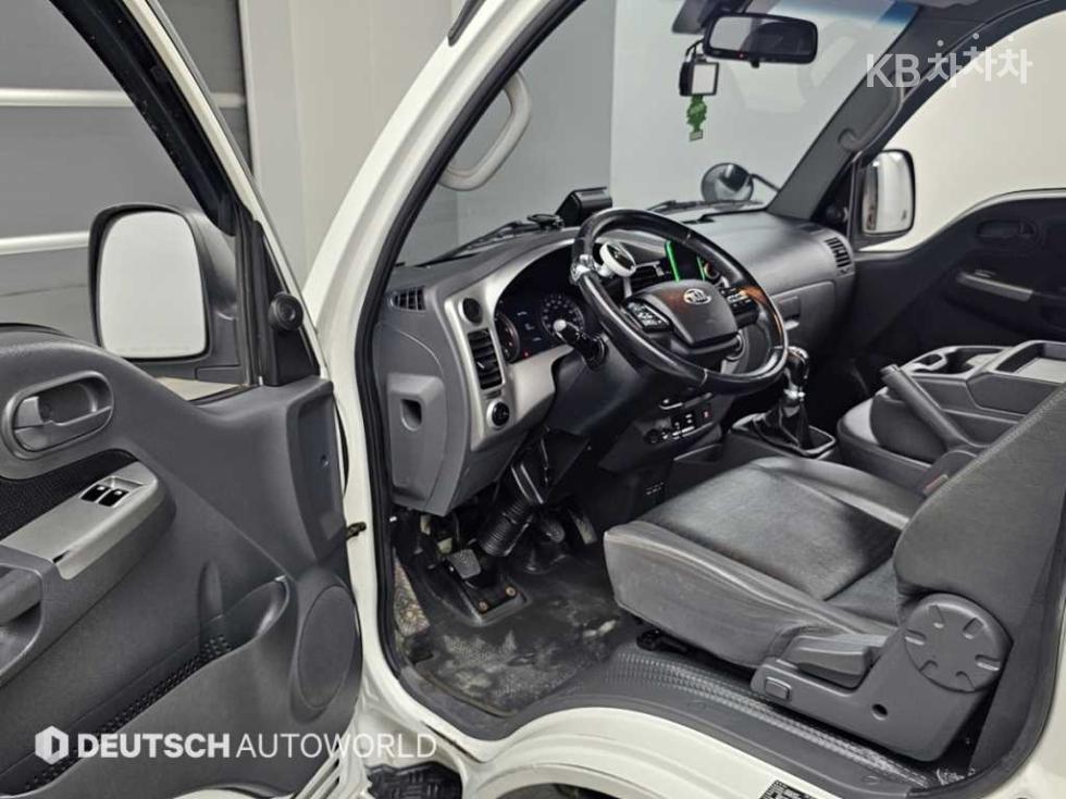 2022 - kia bongo iii