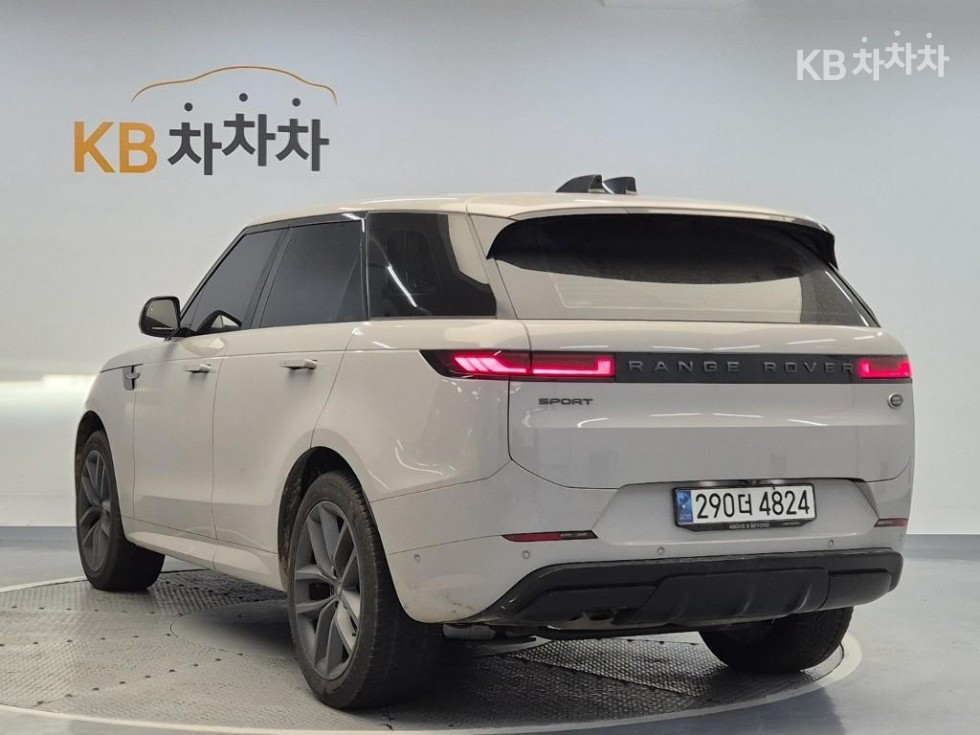 Land Rover Range Rover Sport — miniaturë 2