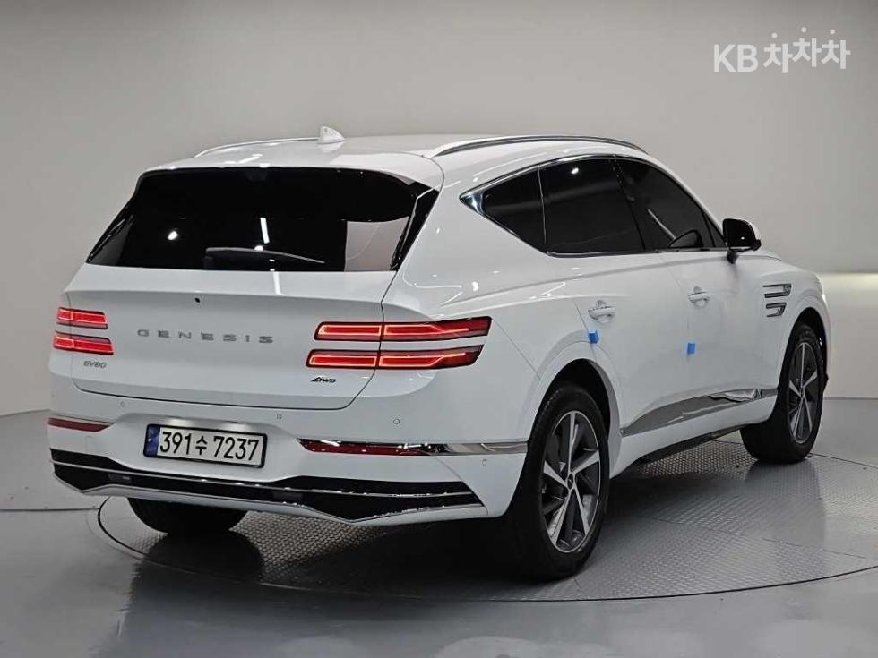 2024 Genesis GV80 photo