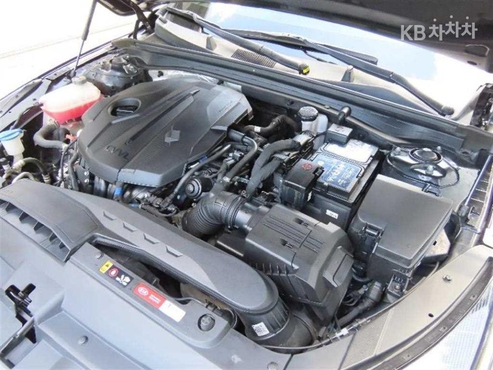 2021 - kia k5