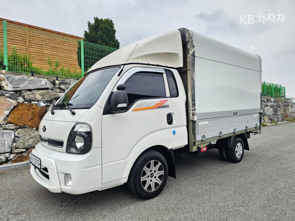 2019 - kia bongo iii