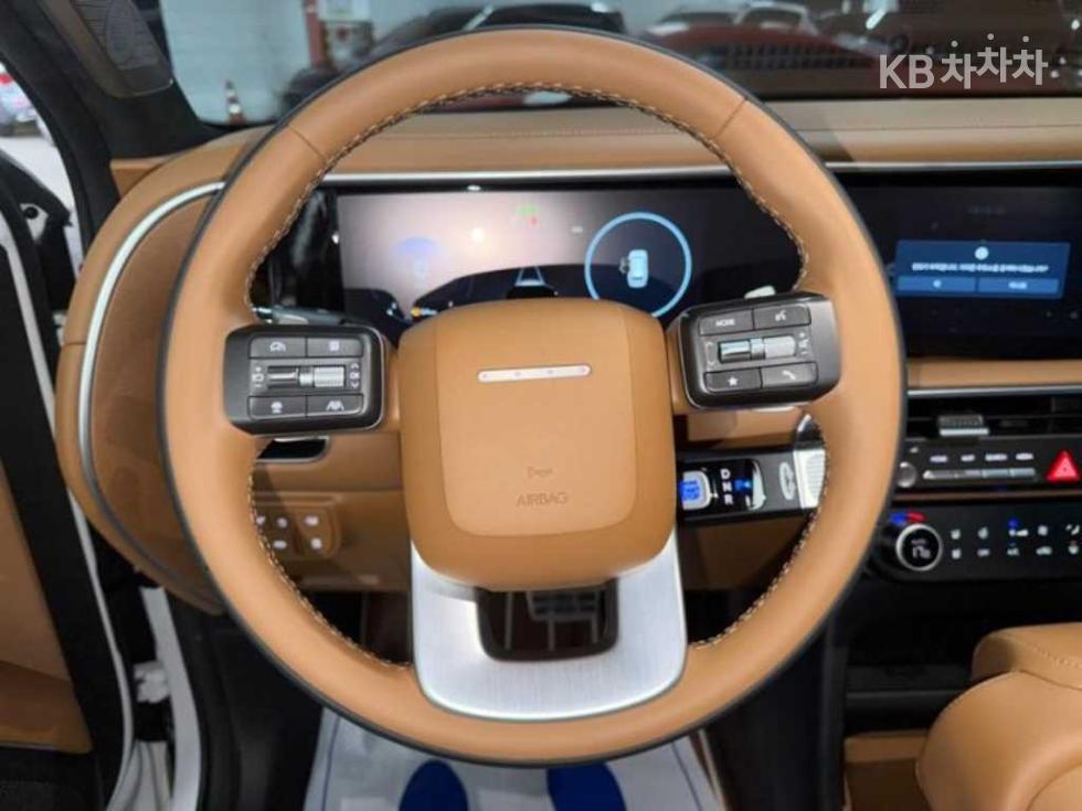 2025 Hyundai Used Car photo
