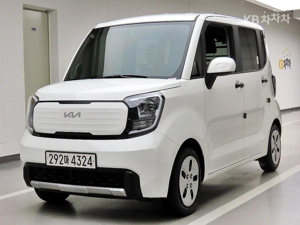 2025 - kia kia