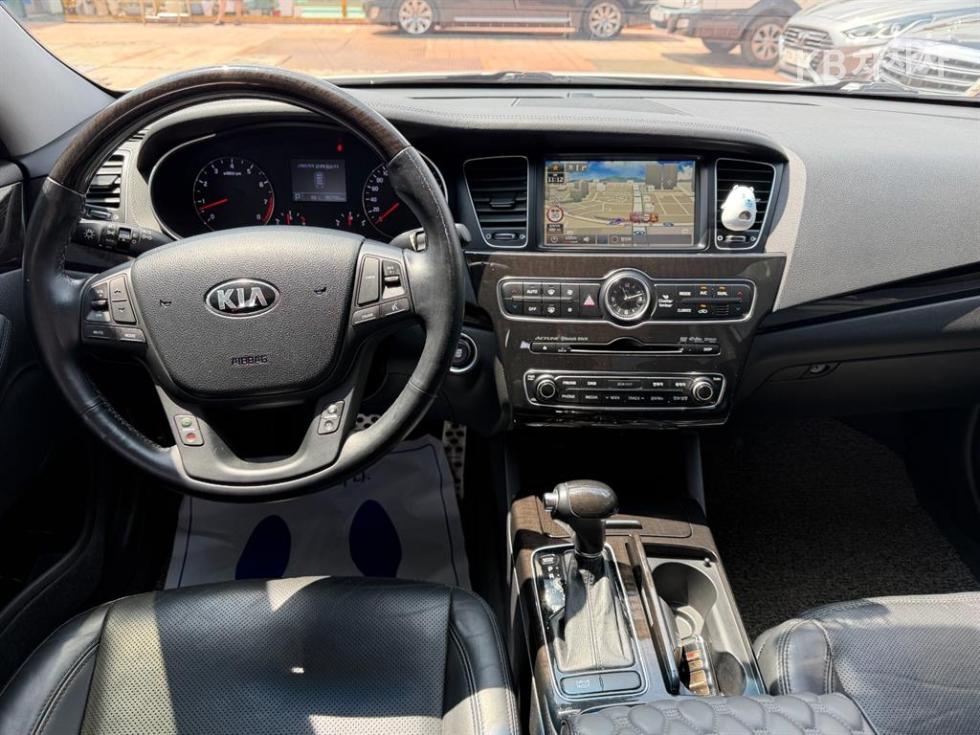 2014 - kia k7