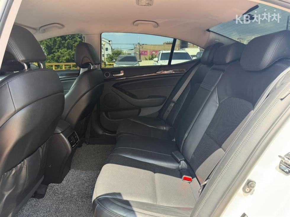 2014 - kia k7