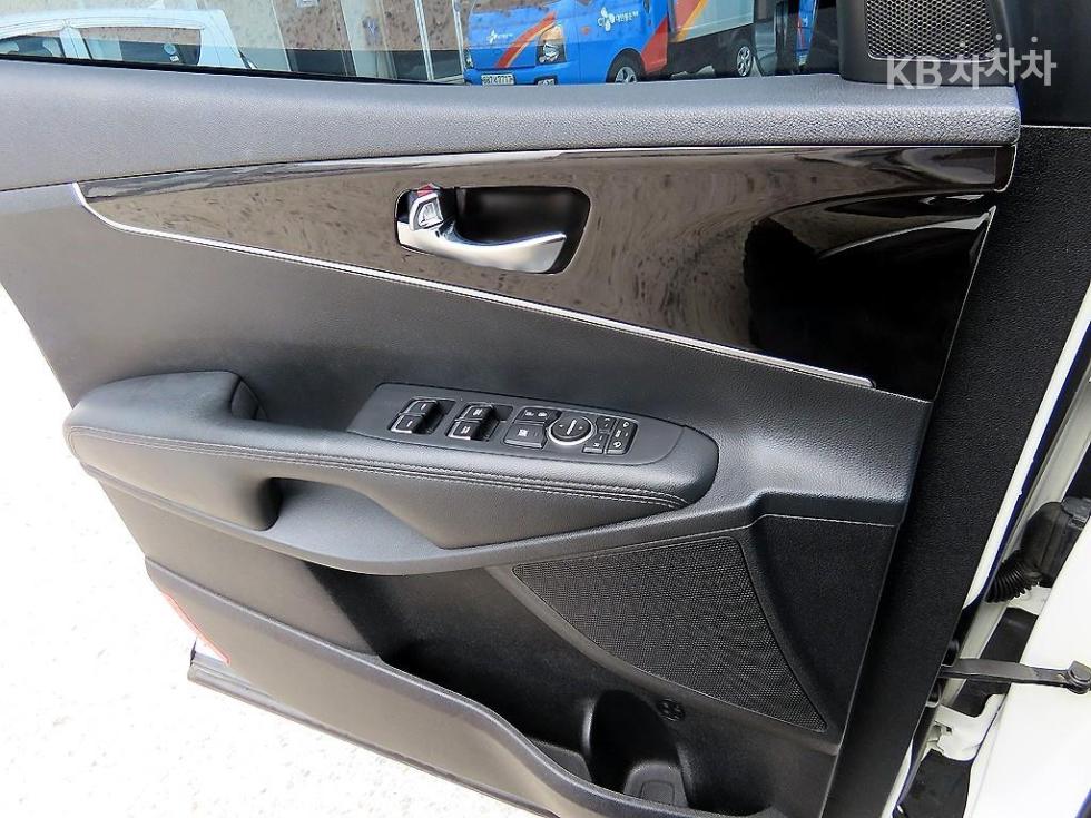 2016 - kia sorento